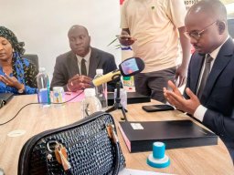 Signature de la convention de financement de 500 millions FCFA au profit du Réseau des m Groupements des Femmes de Développement de Kaolack
